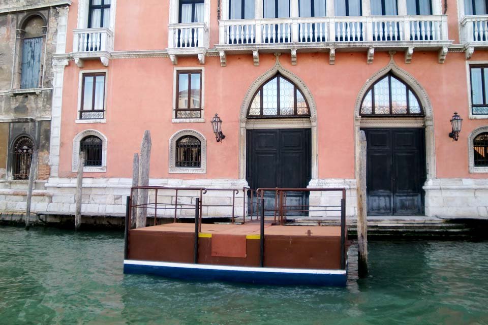 Ponti e pontili in legno