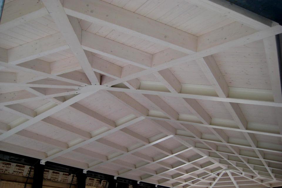 Tetti in legno lamellare 